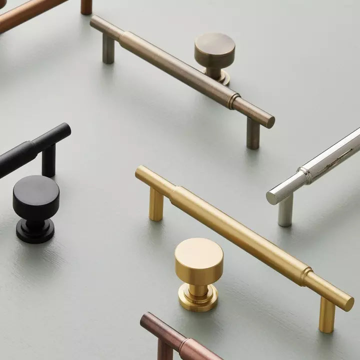 Handles & Knobs
